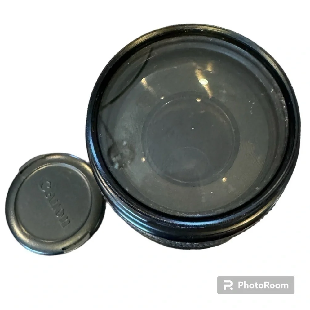Cannon EF 75-300mm f/4-5.6 Ultasonic compact zoom lens with haze filter